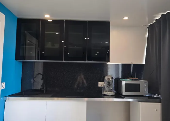 Apparte Front De Mer Avec Jacuzzi アパート