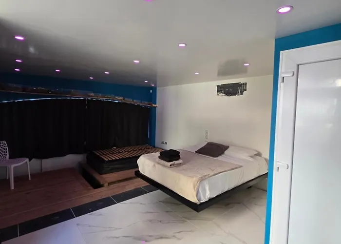 Apparte Front De Mer Avec Jacuzzi アグド