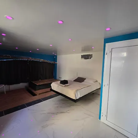 Love 2 Front De Mer Avec Jacuzzi & Clim *