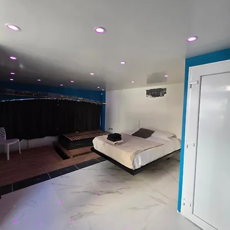 Love 2 Front De Mer Avec Jacuzzi & Clim Agde